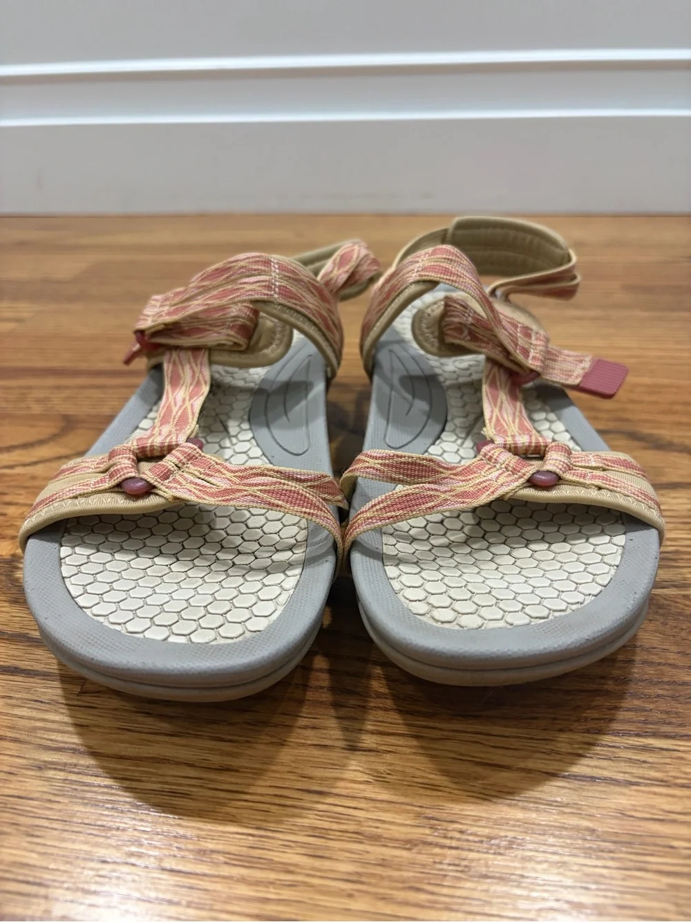 Baretraps Dandy Pink/Tan Adjustable Sandals (8)